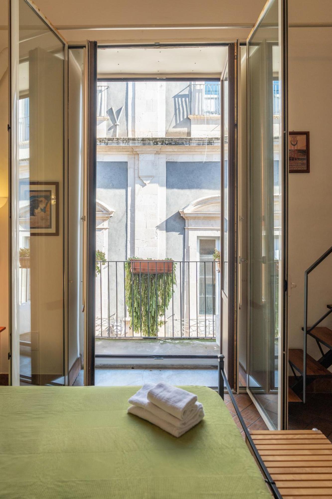 Amenano Apartments Catania Exterior photo